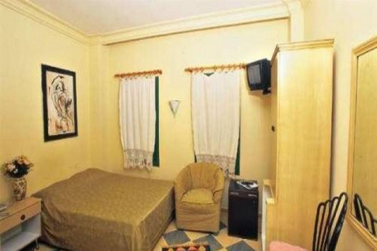 Kaleici Pera Palace Hotel Antalya Exterior photo